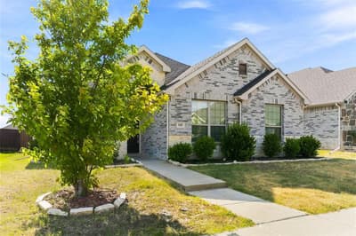 105 Finlee Lane, Red Oak TX 75154 - Photo 2