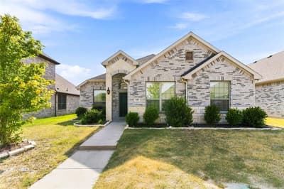 105 Finlee Lane, Red Oak TX 75154