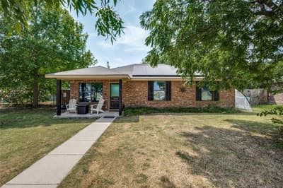 105 N 7th Street, Sanger TX 76266 - Photo 3