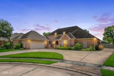 106 Oxford Circle, Bossier City LA 71111