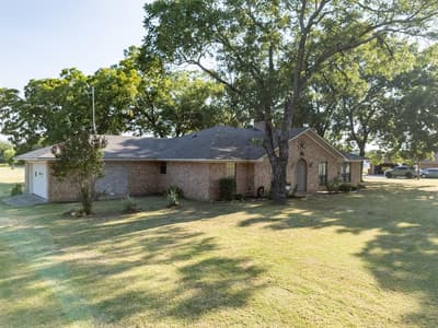 502 County Road 2610, Bonham TX 75418 - Photo 2