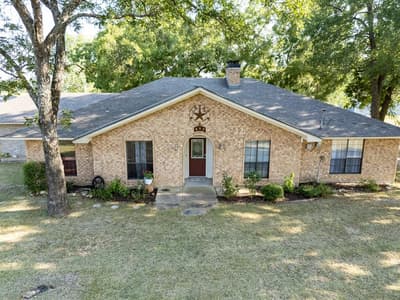 502 County Road 2610, Bonham TX 75418