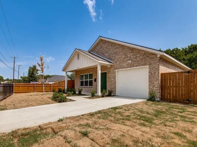 4224 Colonial Avenue, Dallas TX 75215 - Photo 2