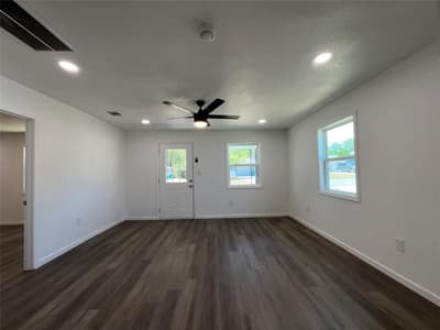 211 Ramsey Street, Cedar Hill TX 75104 - Photo 3