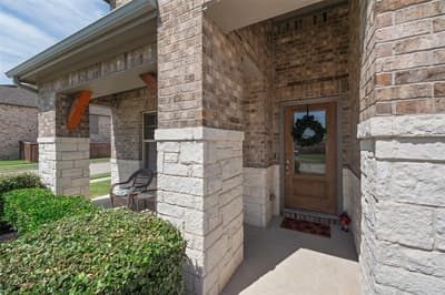 10101 Lakemont, Fort Worth TX 76131 - Photo 2