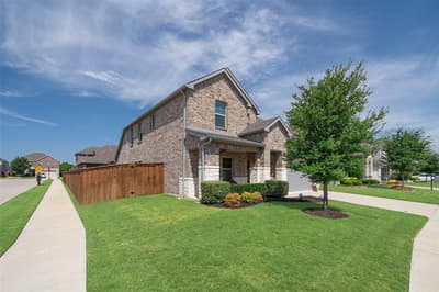 10101 Lakemont, Fort Worth TX 76131 - Photo 3