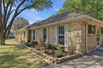 5709 Silver Lake Circle, Waco TX 76710 - Photo 2