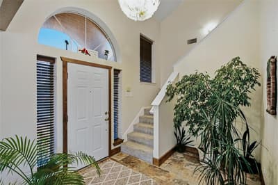 6001 Prairie Wood Court, Arlington TX 76018 - Photo 3