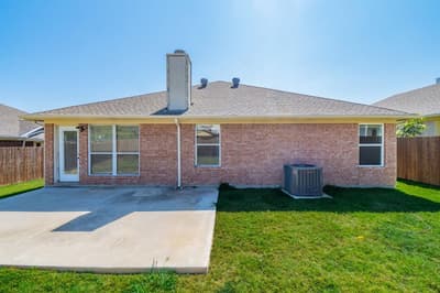 6004 Summerfield, Arlington TX 76018 - Photo 4