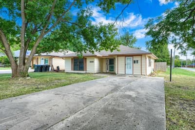 3135 Maple Avenue, Greenville TX 75402 - Photo 2
