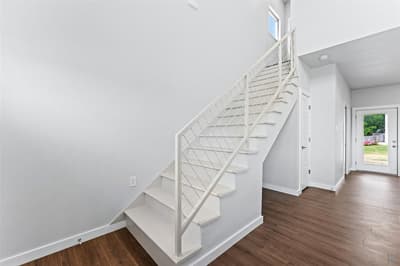 2400 S 12th Street, Waco TX 76706 - Photo 2