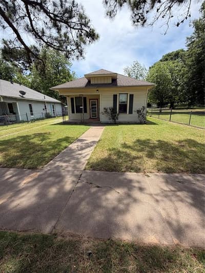 918 W Morgan Street, Denison TX 75020 - Photo 3