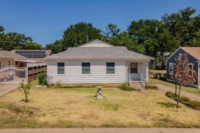5020 Hartford Drive, River Oaks TX 76114