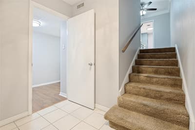 524 E Avenue J # C, Grand Prairie TX 75050 - Photo 3