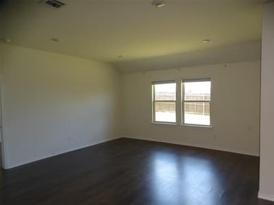 1214 Canterbury Lane, Ennis TX 75119 - Photo 5