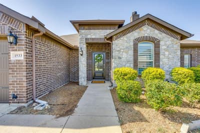 1533 Grassy Meadows Drive, Burleson TX 76058 - Photo 4