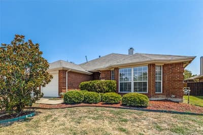 2844 Goldfinch Drive, Mesquite TX 75181 - Photo 2