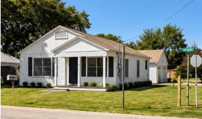 400 S San Jacinto Street, Whitney TX 76692 - Photo 2