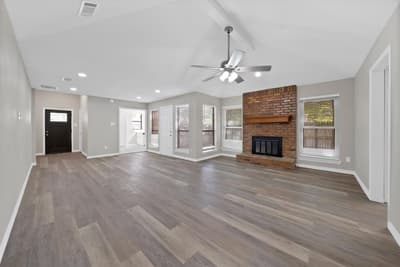 5612 Polo Club Drive, Arlington TX 76017 - Photo 2