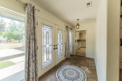 316 Woodcrest Circle, Sulphur Springs TX 75482 - Photo 2