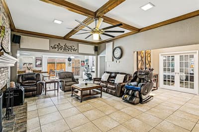 4801 Gaylewood Court, Arlington TX 76017 - Photo 4