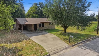 2050 Avon Drive, Denison TX 75020
