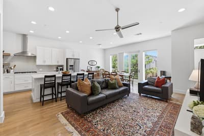 1282 N Prairie Avenue, Dallas TX 75204