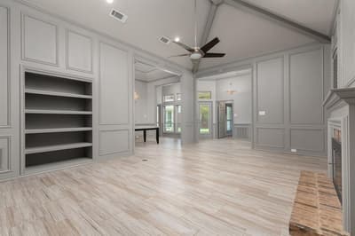 15607 GOLDEN CREEK, Dallas TX 75248 - Photo 4