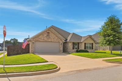 11334 Windsor Park Drive, Tyler TX 75709 - Photo 3