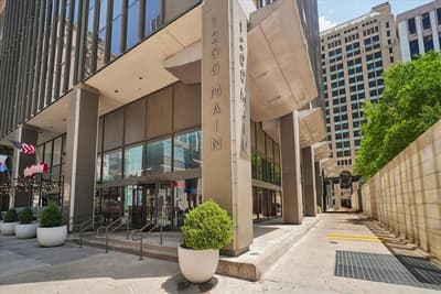 1200 MAIN Street # 2108, Dallas TX 75202 - Photo 2