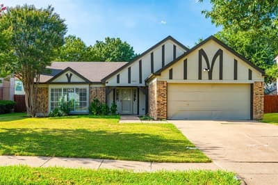404 Spencer Circle, Grand Prairie TX 75052