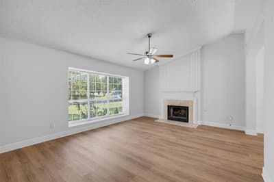 404 Spencer Circle, Grand Prairie TX 75052 - Photo 4