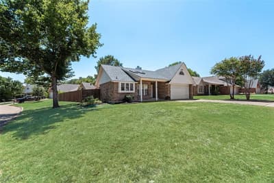 3305 Fairview Drive, Corinth TX 76210 - Photo 2
