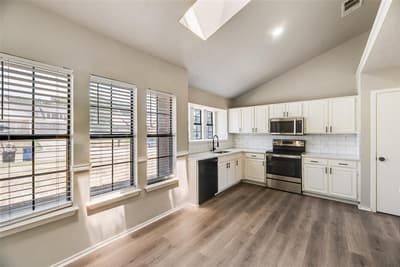 3305 Fairview Drive, Corinth TX 76210 - Photo 4