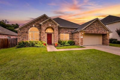 7801 Stansfield Drive, Fort Worth TX 76137