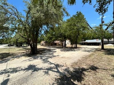 137 County Road 1759A, Clifton TX 76634 - Photo 4