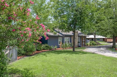 2620 Vine Street, Brownwood TX 76801 - Photo 2