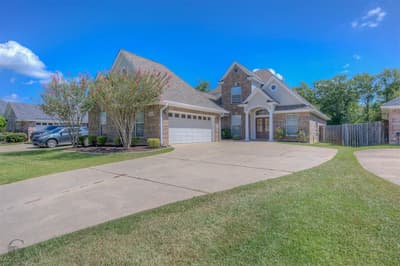 6036 Braeburn Court, Bossier City LA 71111