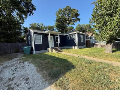 1033 S Hub Street, Sherman TX 75090
