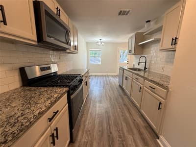 1033 S Hub Street, Sherman TX 75090 - Photo 4