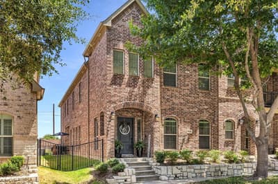 5646 Grosseto Drive, Frisco TX 75034 - Photo 2