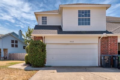 1012 Cheddar Court, Arlington TX 76017 - Photo 3