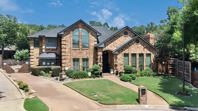 3320 Thorntree Court, Arlington TX 76016