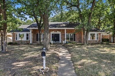 2408 Winewood Lane, Arlington TX 76013 - Photo 2