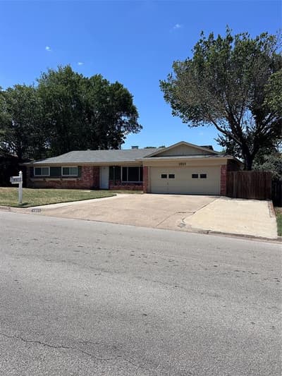 1321 Hurstview Drive, Hurst TX 76053 - Photo 2