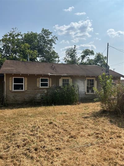204 8th Street, Honey Grove TX 75446 - Photo 2