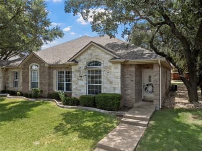 333 Old Mill Creek Drive, Woodway TX 76712 - Photo 2