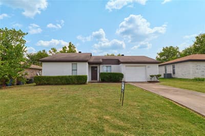 813 Loganwood Drive, Royse City TX 75189