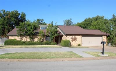 930 N Lydia Street, Stephenville TX 76401 - Photo 2