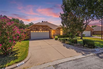 6207 Declaration Drive, Arlington TX 76002